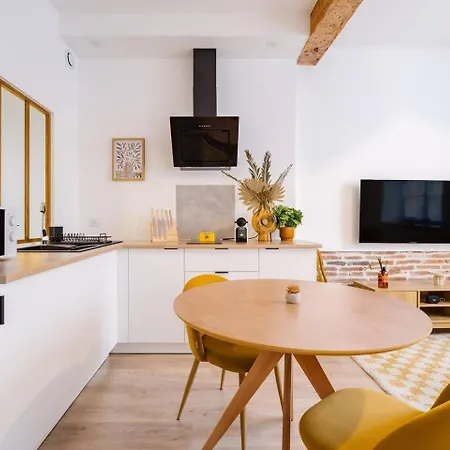 Briques & Douceur - Sejour A Appartement